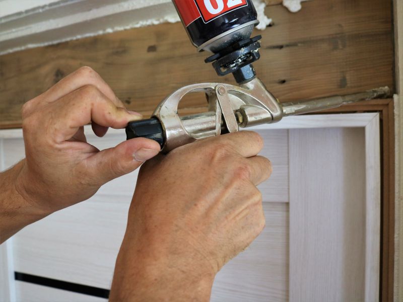 Caulking Repair Costs — Cost of Caulking Repair